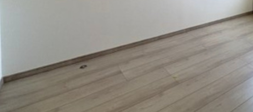 居室・リビング　開放感のあるゆったりとしたお部屋です※同仕様