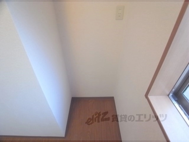 その他部屋・スペース　キッチンすぐ向かいに設置できます。