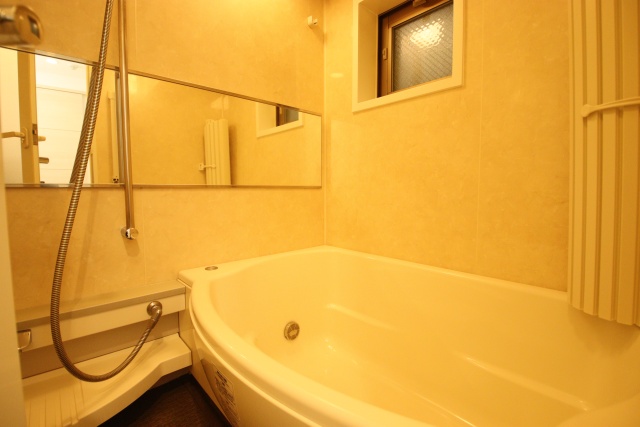 バス・シャワールーム　※別室の参考写真の為、現況優先です。