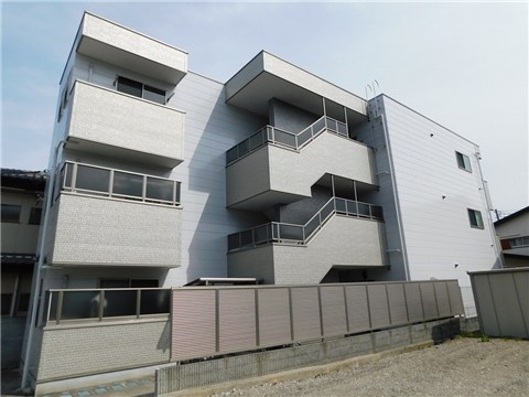 建物外観　JR中央本線甲府駅まで徒歩１９分