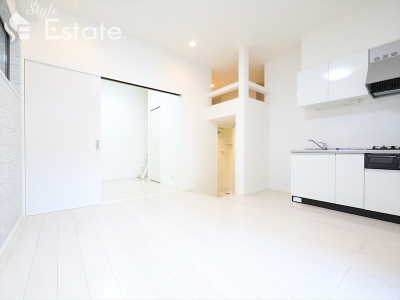 居室・リビング　内装