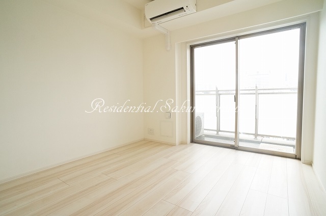 居室・リビング　使いやすい形の為、レイアウトを楽しめます♪