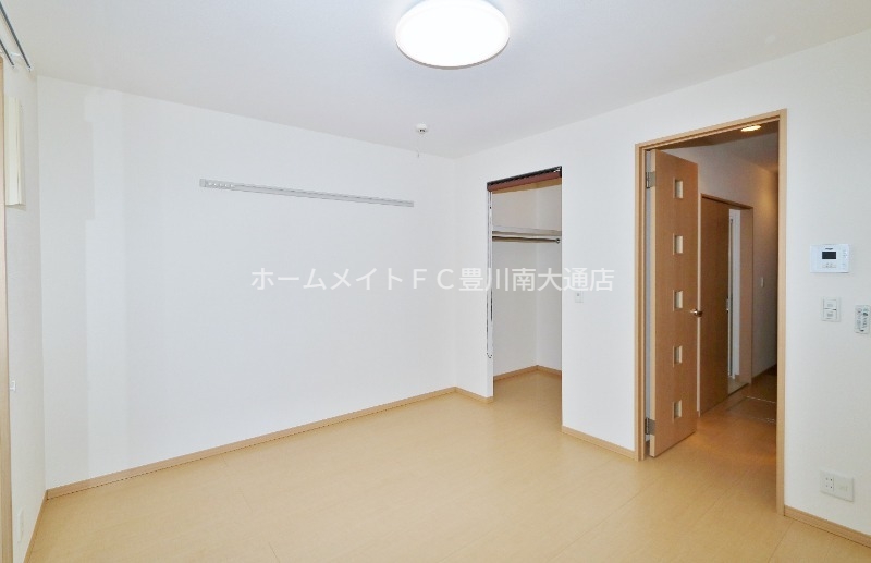 居室・リビング　同型別部屋写真