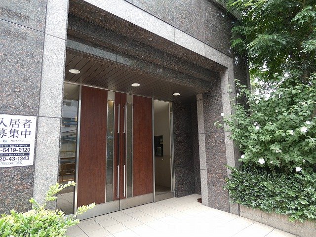 エントランス　エントランス