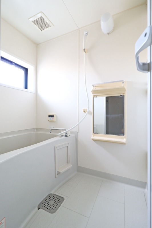 バス・シャワールーム　図面と現状に相違がある場合には現状を優先