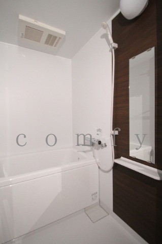 バス・シャワールーム　バスルーム