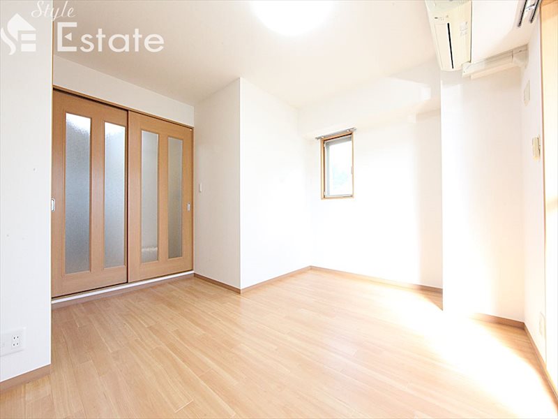 居室・リビング　内装