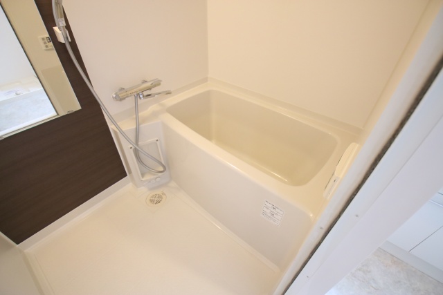 バス・シャワールーム　※別室の参考写真の為、現況優先です。