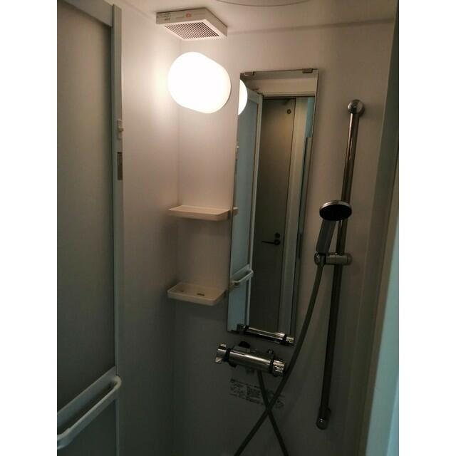 バス・シャワールーム　風呂