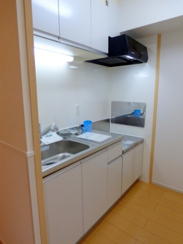 キッチン　使い勝手の良い独立型キッチン