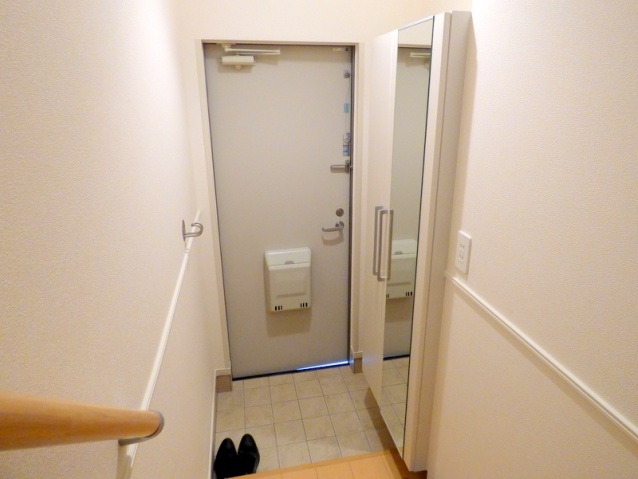 玄関　広々玄関