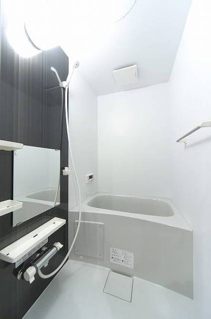 バス・シャワールーム　追い焚き付で寒い日も温まります♪