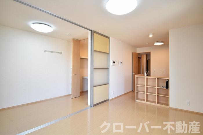 居室・リビング　LDK１０．５帖