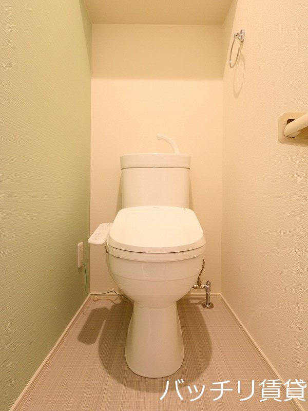 トイレ　画像は、同型タイプの為、現状を優先いたします。