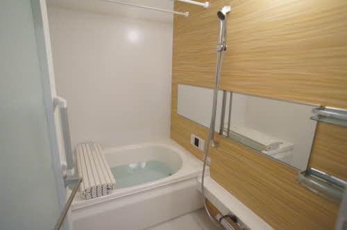 バス・シャワールーム　浴室