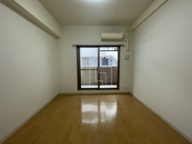 居室・リビング　CITY SPIRE心斎橋EAST（シティスパイア心斎橋イー