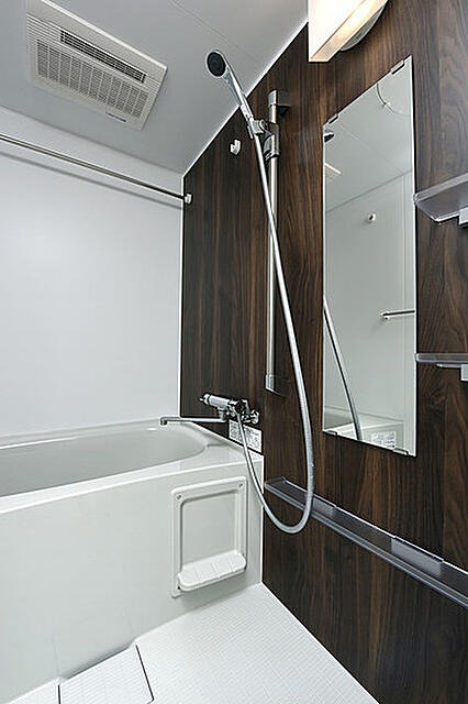 バス・シャワールーム　（別タイプ参考写真）ＡＸＡＳ東京ＷＥＳＴ練　練馬区豊玉北６