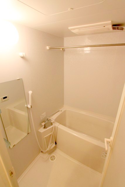 バス・シャワールーム　浴室