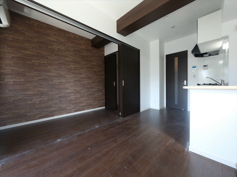 その他部屋・スペース　ＬＤＫ8帖　洋室2.8帖と繋げても仕切っても使えます