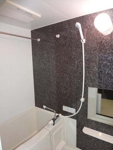 バス・シャワールーム　お風呂でゆっくり