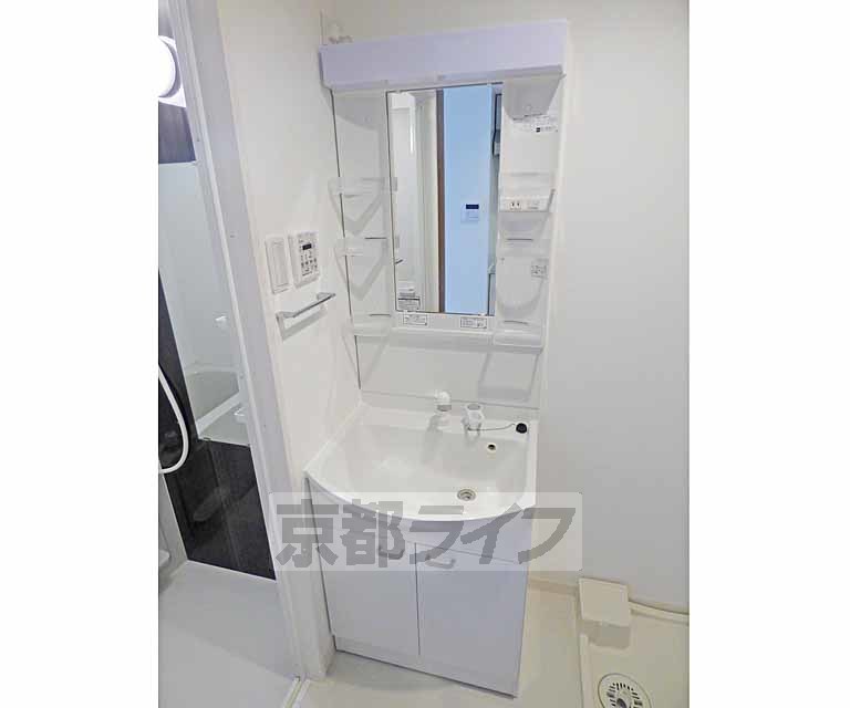 洗面設備　シャンプードレッサー。