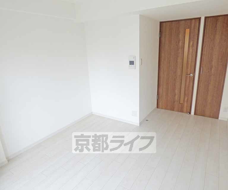 居室・リビング　きれいなお部屋。