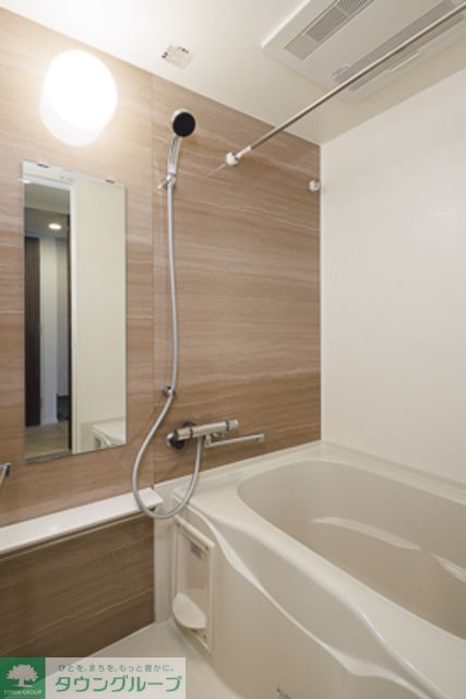 バス・シャワールーム　※写真は同タイプ住戸です。