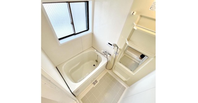 バス・シャワールーム　別部屋参考画像