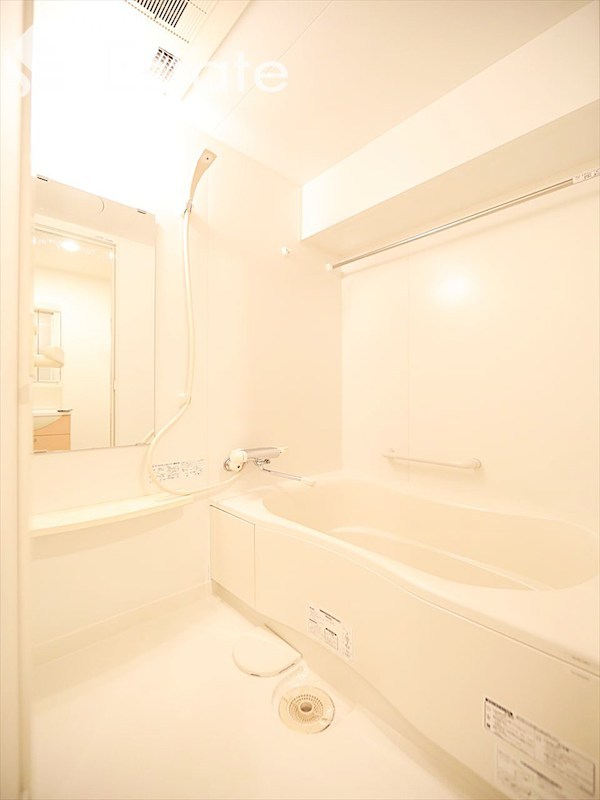 バス・シャワールーム　バスルーム