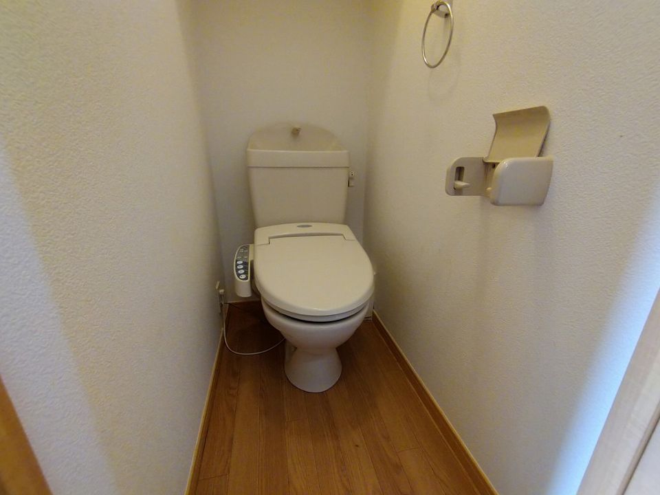 その他　温水洗浄便座設置