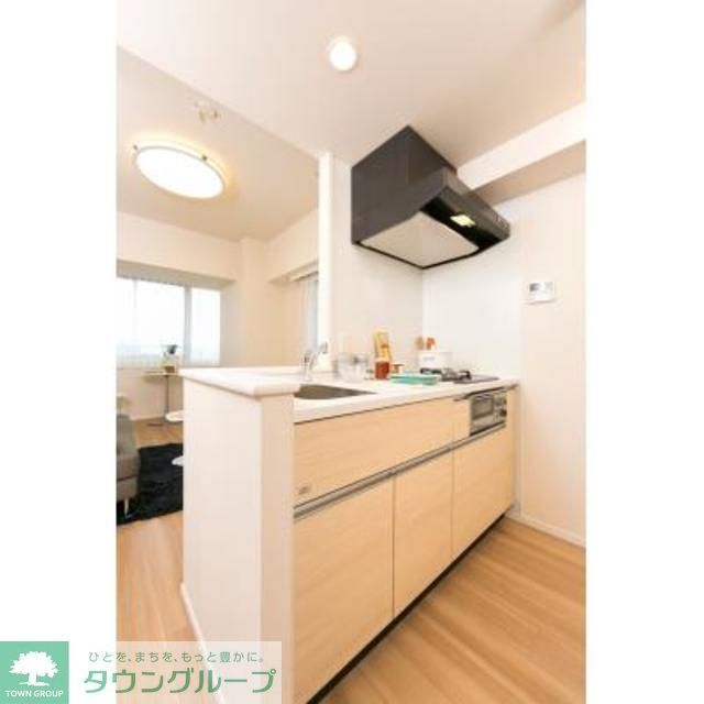 キッチン　※写真は同タイプ住戸です。