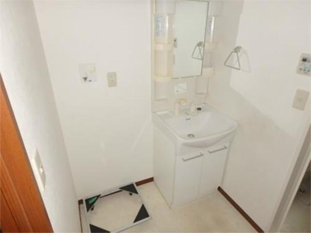 洗面設備　他のお部屋の参考画像です。