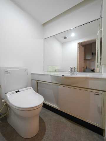 洗面設備　写真は別階層のものになります