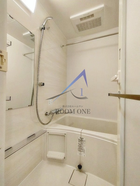 バス・シャワールーム　お風呂です。