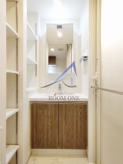 洗面設備　洗面台です。