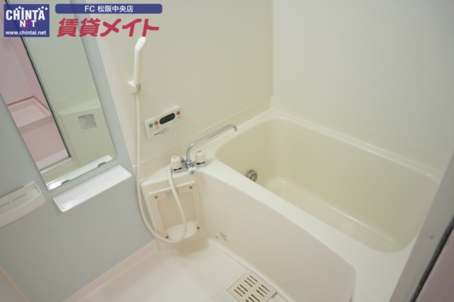 バス・シャワールーム　同型参考写真