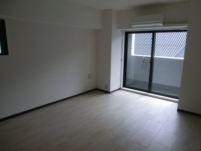 居室・リビング　ゆったり過ごせる居間です