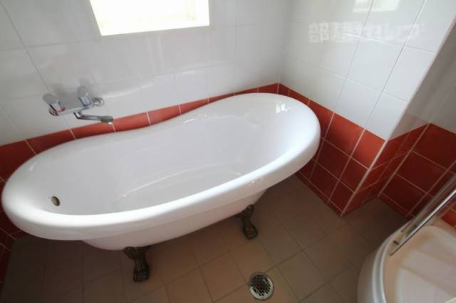 バス・シャワールーム　写真は１００２号室のです。