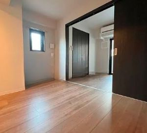 居室・リビング　こちらのリビングで趣味の時間をお楽しみください