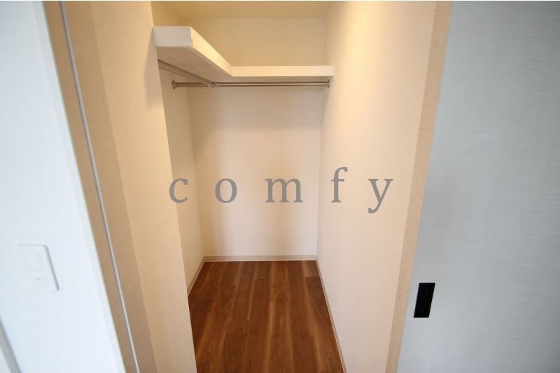 収納　ウォークインクローゼット