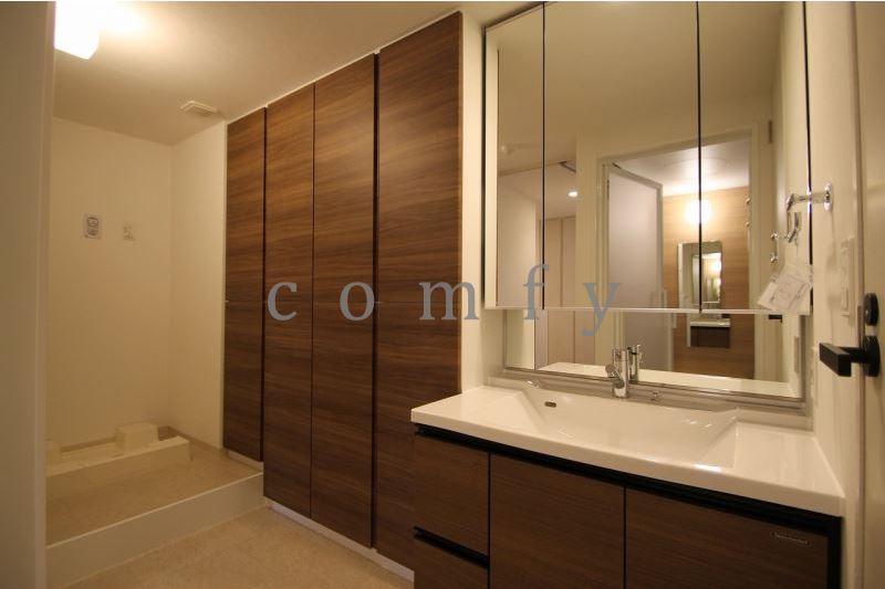 洗面設備　独立洗面台