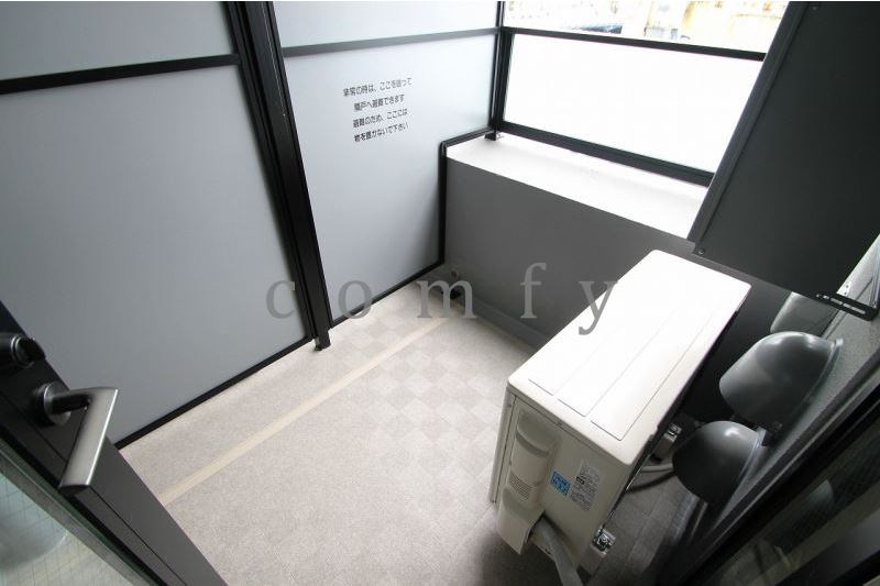 バルコニー　バルコニー