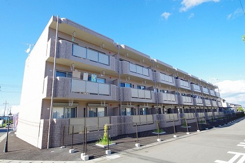 建物外観　Ｙ＆Ｍソレイユ