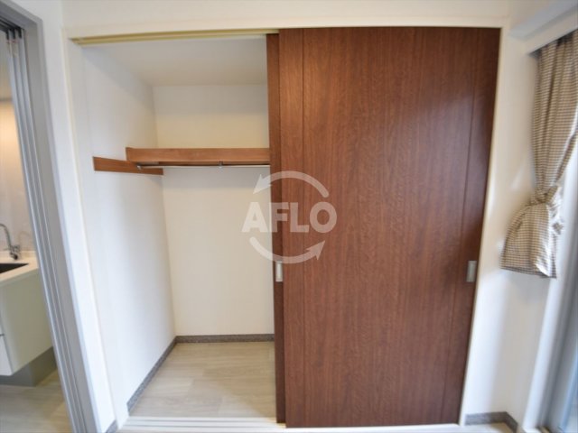 収納　KAISEI江戸堀　クローゼット