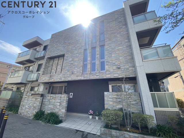 建物外観　敷地内駐輪場あり！