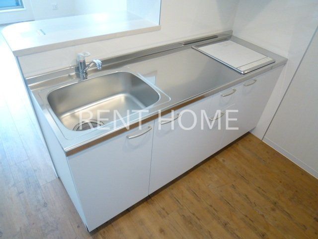 キッチン　人気のカウンター式2口ＩＨシステムキッチン