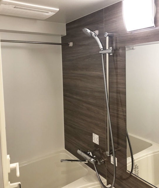 バス・シャワールーム　※写真は同タイプ住戸です。