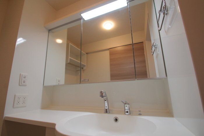 洗面設備　他号室参照