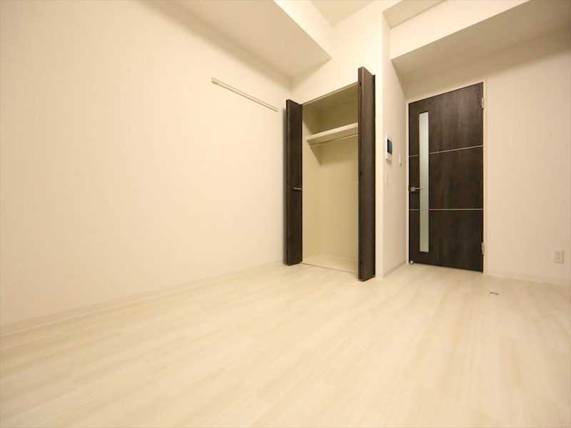 居室・リビング　洋室7.1帖　クローゼット付（収納充実してます）