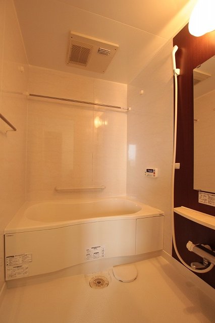 バス・シャワールーム　同物件別号室の写真です。